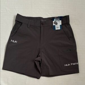 Huk Fishing Next Level NWT 7” Medium shorts